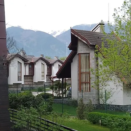 Stylish Studio's Aspen Valley * Raslog